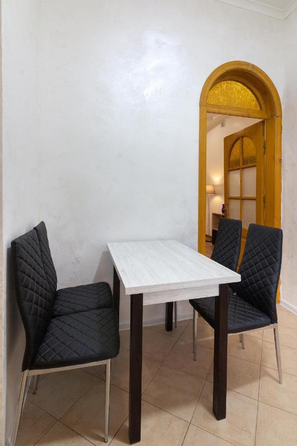 Leogrand Apartments Panteleimona Kulisha 27 Lwów Zewnętrze zdjęcie
