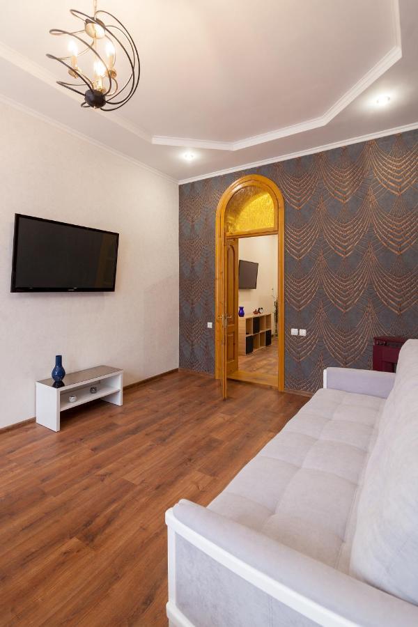 Leogrand Apartments Panteleimona Kulisha 27 Lwów Zewnętrze zdjęcie