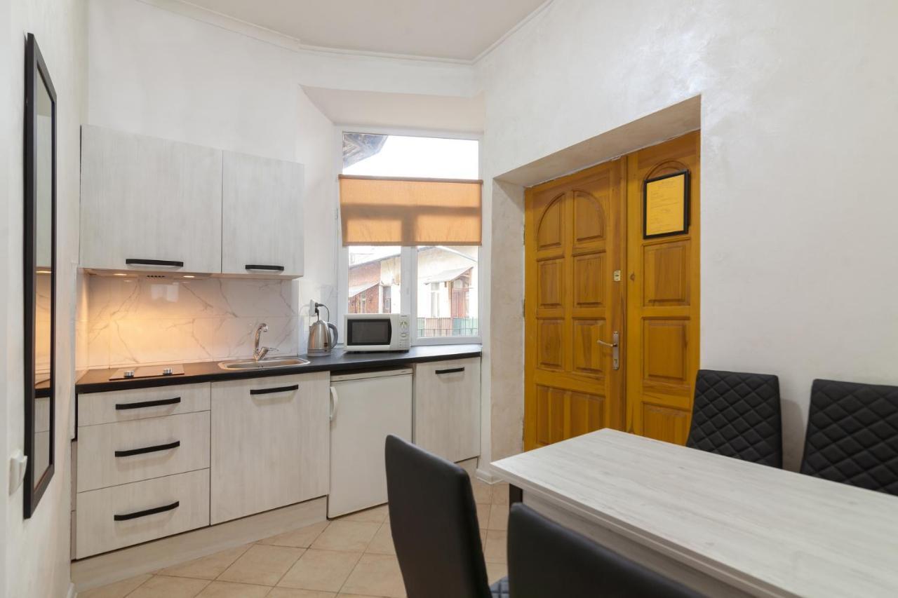 Leogrand Apartments Panteleimona Kulisha 27 Lwów Zewnętrze zdjęcie