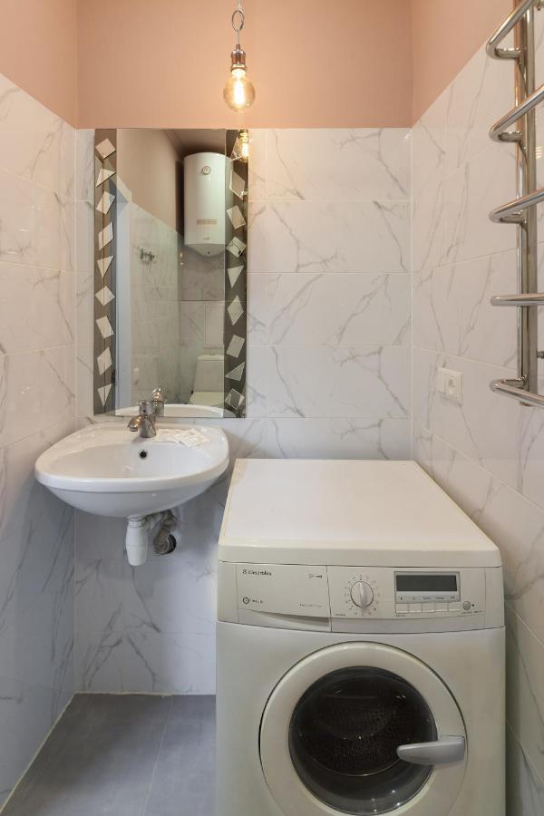 Leogrand Apartments Panteleimona Kulisha 27 Lwów Zewnętrze zdjęcie