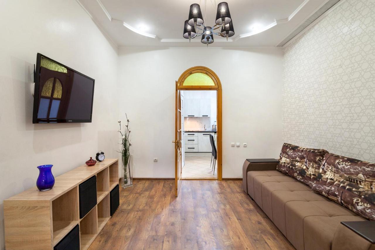 Leogrand Apartments Panteleimona Kulisha 27 Lwów Zewnętrze zdjęcie
